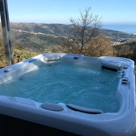 Holiday home Casa Erbaea Diano San Pietro