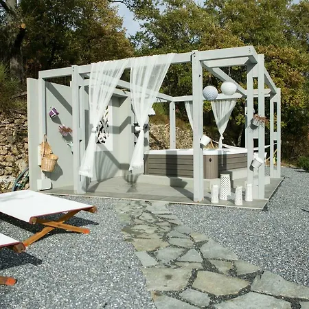 Casa Erbaea Holiday home *