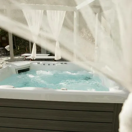 Holiday home Casa Erbaea